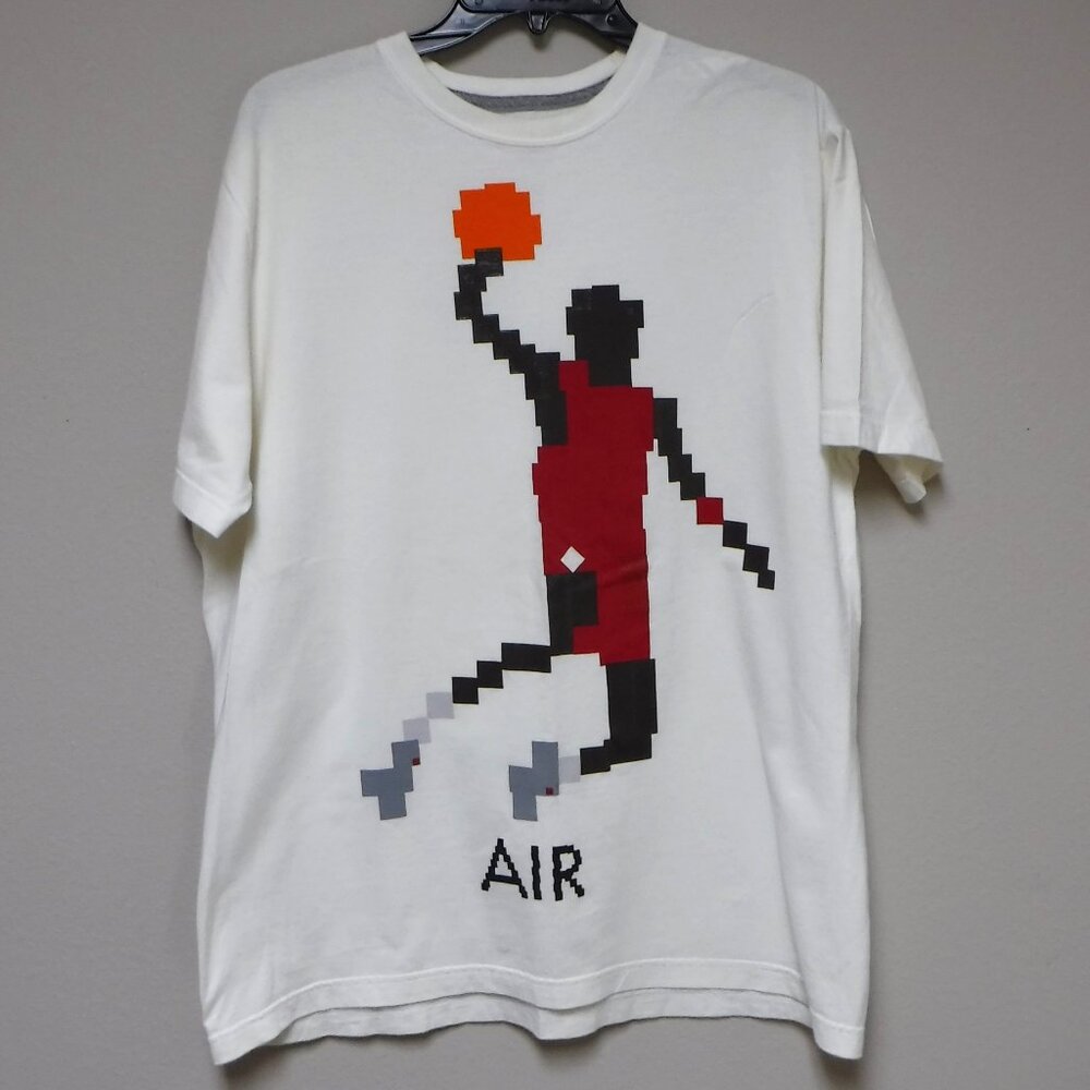 Nike Retro Pixelated Air Jorden T Shirt